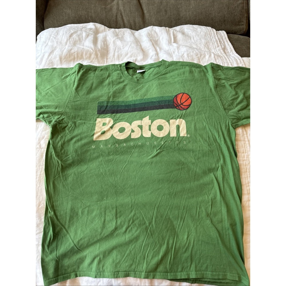 Boston Basketball T-shirt Green SZ 2XL Port And Co